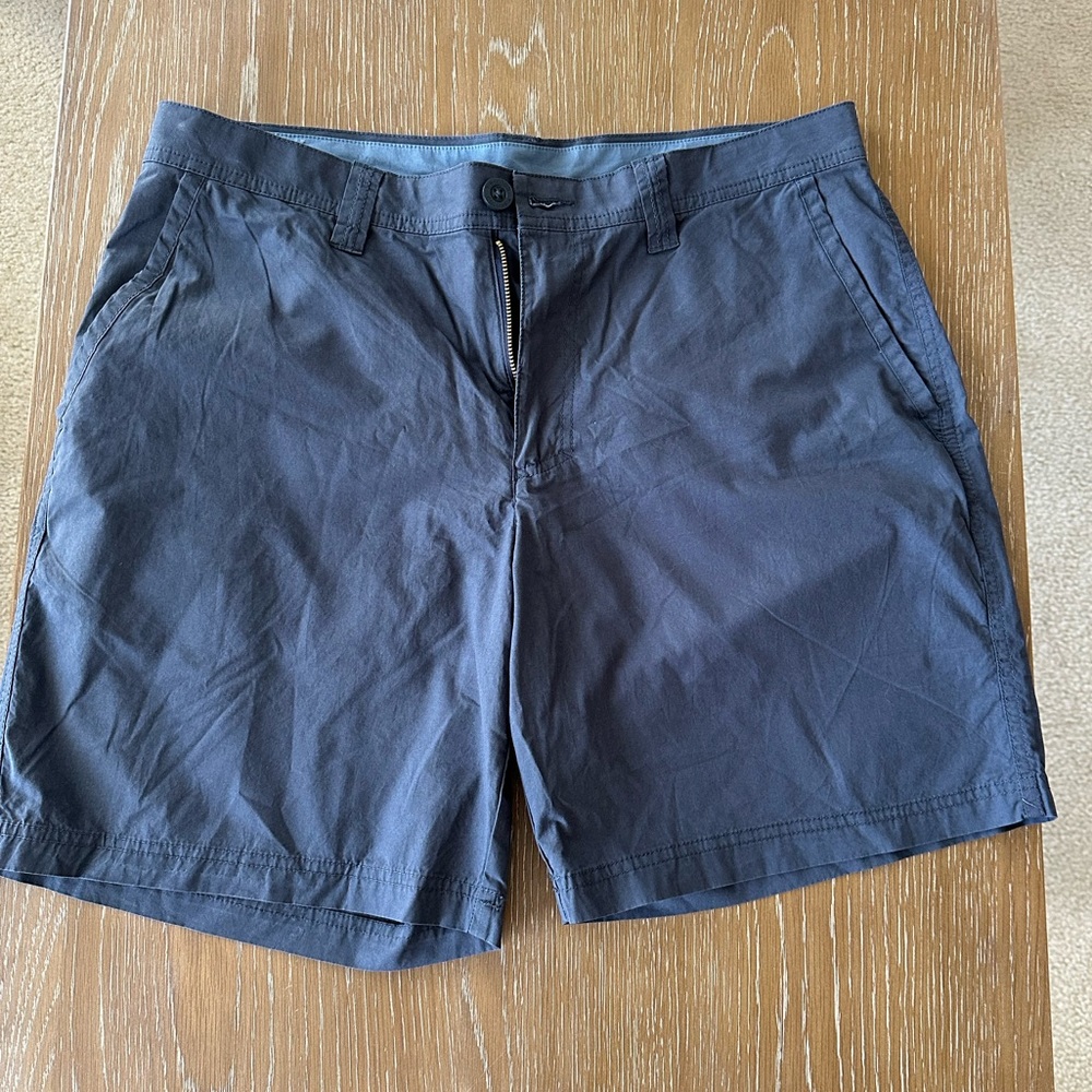 Men’s Columbia Shorts 8” Inseam